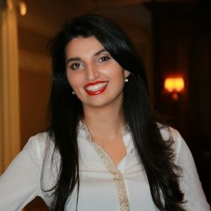 Meet your Posher, Fatima